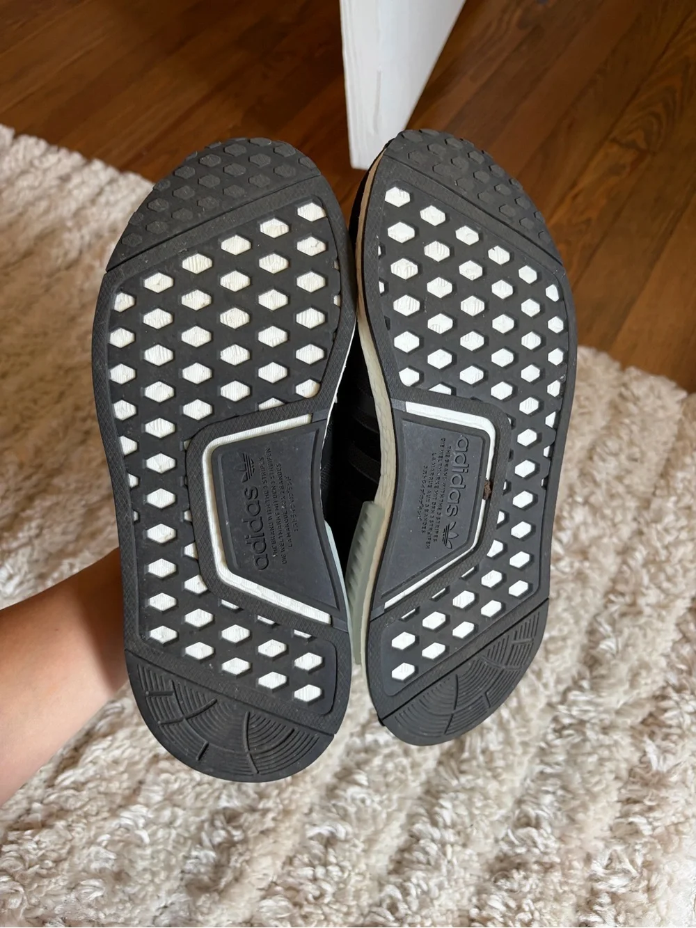 adidas sleek black